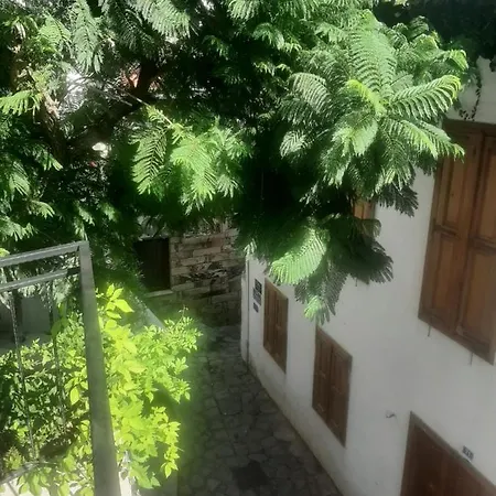 Old Town Castle House-detached House Отель Мармарис